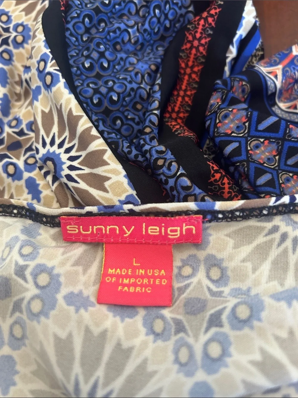 Sunny Leigh Multicolored Long Sleeve Women's Tunic Size L EUC